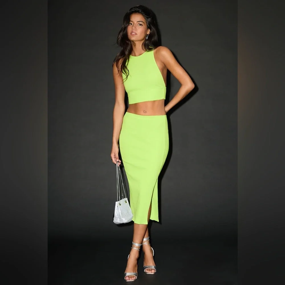 NWOT Lulu’s Absolute Edge Lime Green 2 Piece Bodycon Midi Set $72 Small - Picture 2 of 9